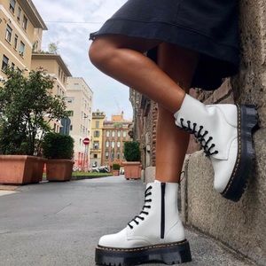White Doc Martens - JADON SMOOTH LEATHER PLATFORM BOOTS
